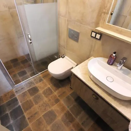 Villa Immaculate 4-bed In Dalyan *